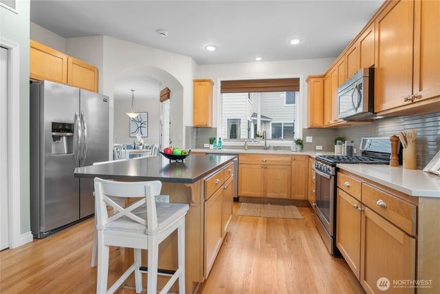 6661 191st Place NE, Redmond, WA 98052