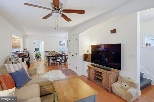 44 WASHINGTON ST, Dover, DE 19901