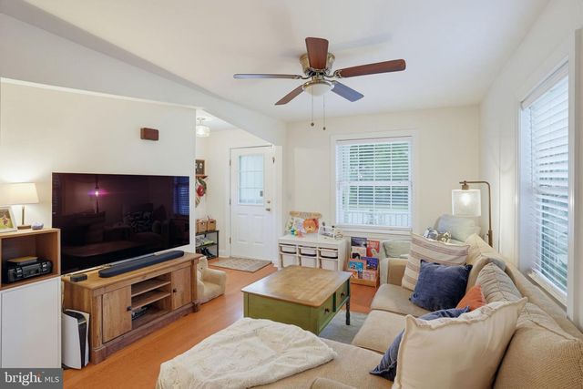 44 WASHINGTON ST, Dover, DE 19901