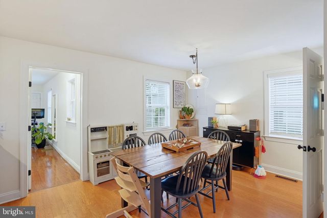44 WASHINGTON ST, Dover, DE 19901