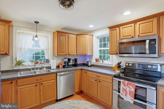 44 WASHINGTON ST, Dover, DE 19901