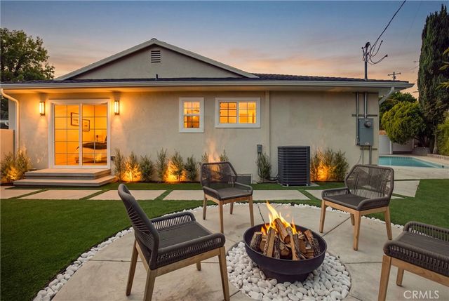 13131 Crewe Street, North Hollywood, CA 91605