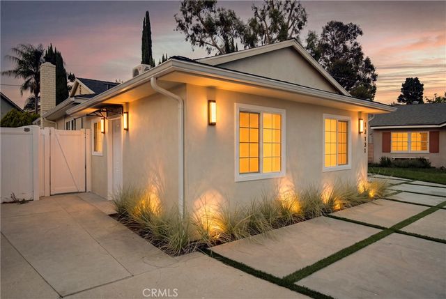 13131 Crewe Street, North Hollywood, CA 91605