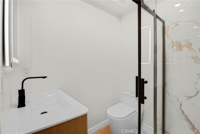 13131 Crewe Street, North Hollywood, CA 91605