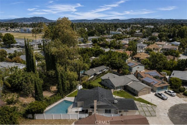 13131 Crewe Street, North Hollywood, CA 91605