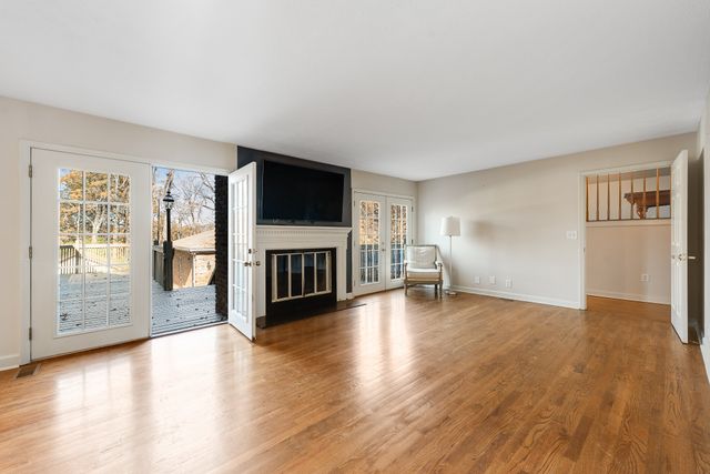 5936 Woodland Hills Dr, Nashville, TN 37211