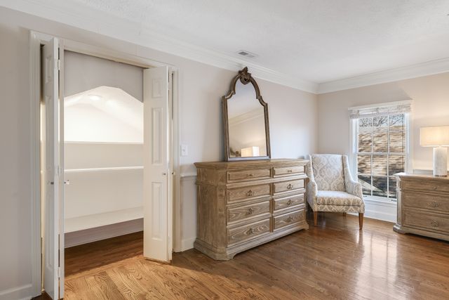 5936 Woodland Hills Dr, Nashville, TN 37211