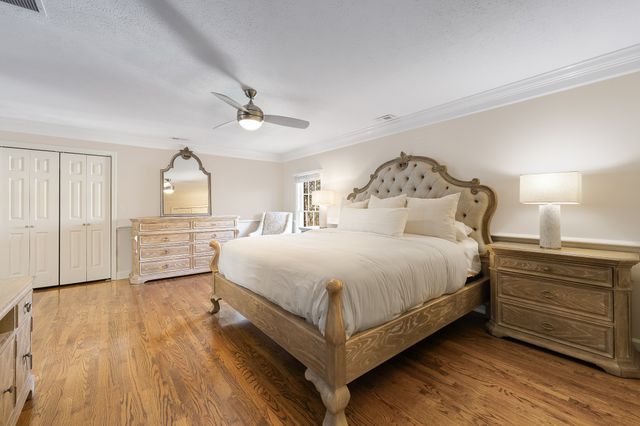 5936 Woodland Hills Dr, Nashville, TN 37211