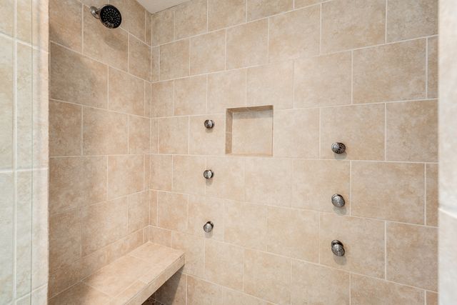 5936 Woodland Hills Dr, Nashville, TN 37211