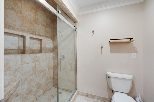 5936 Woodland Hills Dr, Nashville, TN 37211