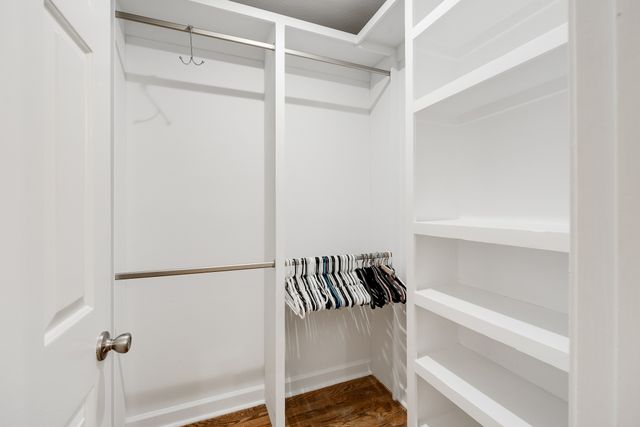 5936 Woodland Hills Dr, Nashville, TN 37211