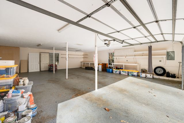 5936 Woodland Hills Dr, Nashville, TN 37211