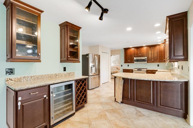 5936 Woodland Hills Dr, Nashville, TN 37211