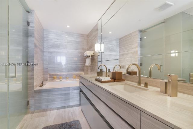 18975 Collins Avenue 3102, Sunny Isles Beach, FL 33160