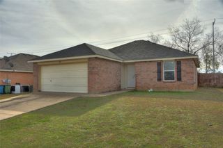204 Deer Run Drive, Sanger, TX 76266