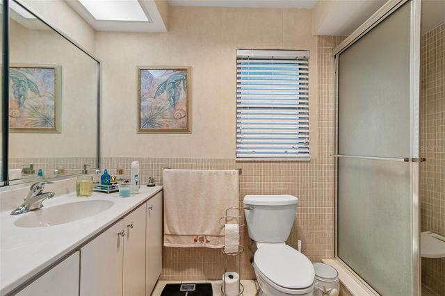 1251 HOLIDAY DRIVE, Tarpon Springs, FL 34689