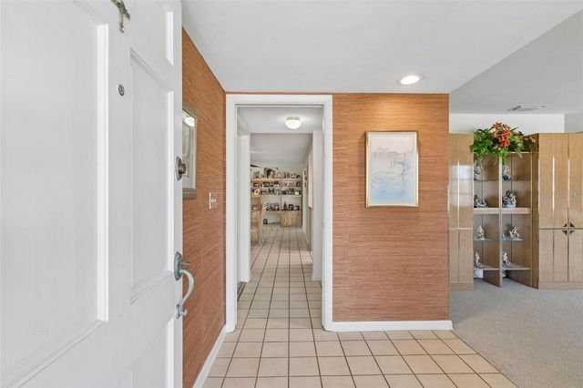 1251 HOLIDAY DRIVE, Tarpon Springs, FL 34689