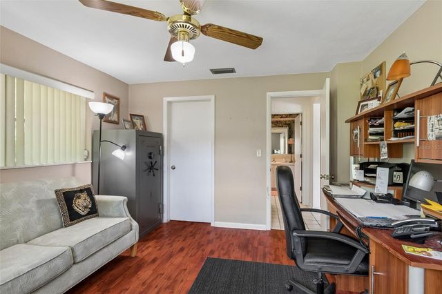 1251 HOLIDAY DRIVE, Tarpon Springs, FL 34689