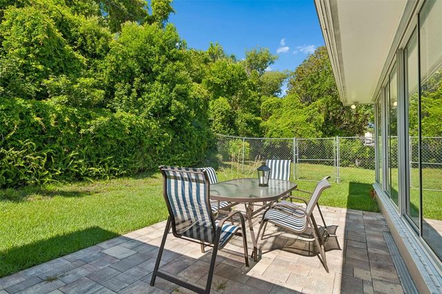 1251 HOLIDAY DRIVE, Tarpon Springs, FL 34689
