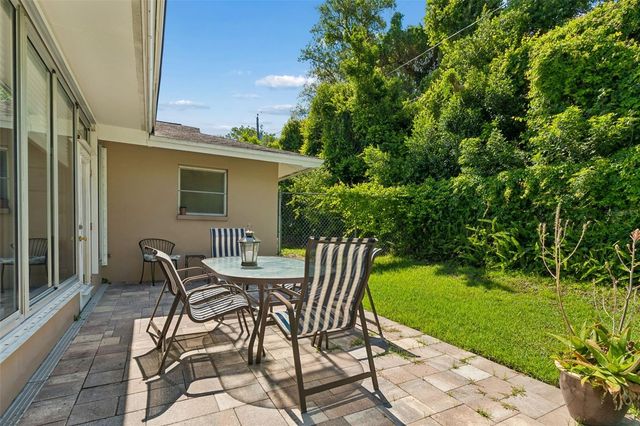 1251 HOLIDAY DRIVE, Tarpon Springs, FL 34689