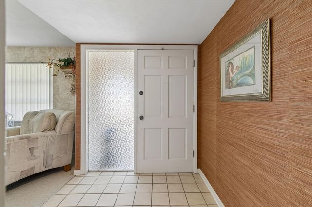 1251 HOLIDAY DRIVE, Tarpon Springs, FL 34689