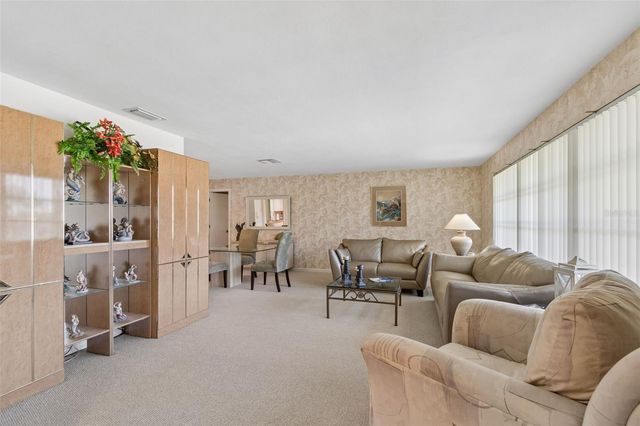1251 HOLIDAY DRIVE, Tarpon Springs, FL 34689