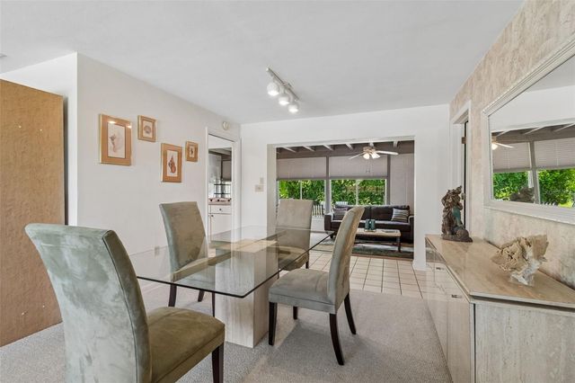 1251 HOLIDAY DRIVE, Tarpon Springs, FL 34689