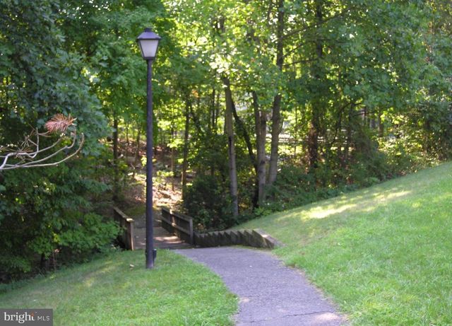 7027 SOLOMON SEAL CT, Springfield, VA 22152
