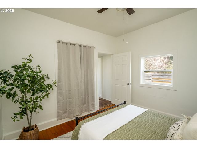 5026 Ne 57TH Ave, Portland, OR 97218
