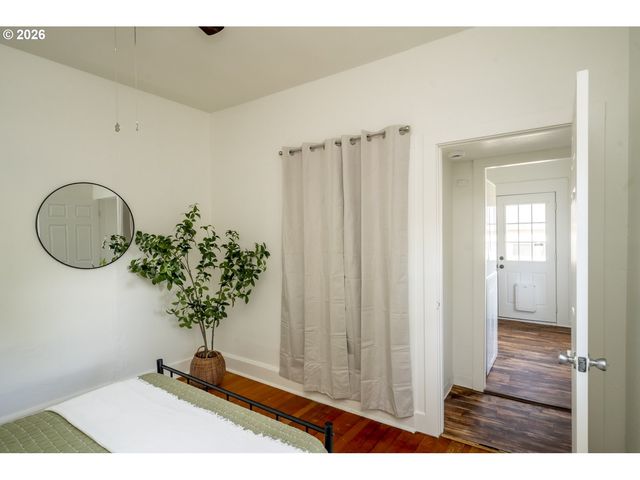 5026 Ne 57TH Ave, Portland, OR 97218