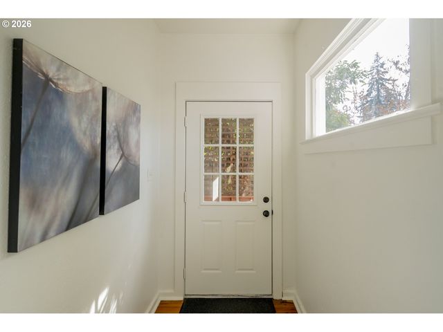 5026 Ne 57TH Ave, Portland, OR 97218