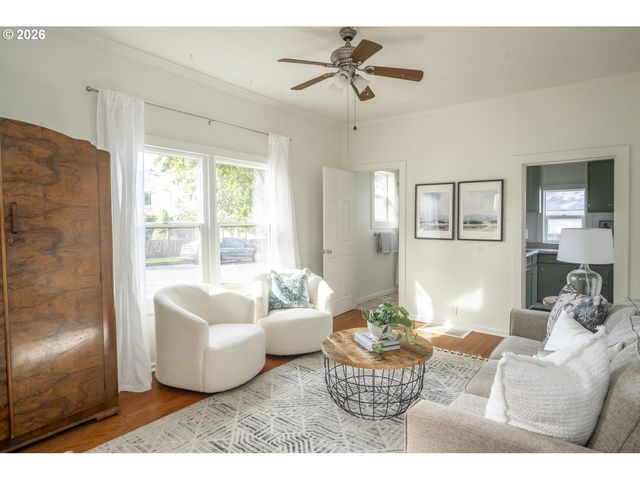 5026 Ne 57TH Ave, Portland, OR 97218