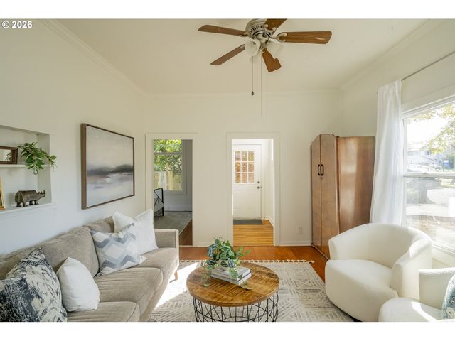 5026 Ne 57TH Ave, Portland, OR 97218