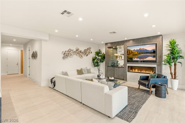 1833 Corta Bella Drive, Las Vegas, NV 89134