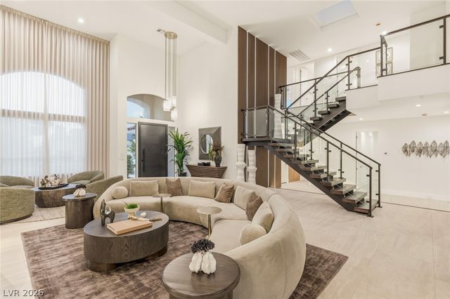 1833 Corta Bella Drive, Las Vegas, NV 89134