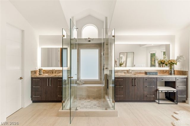1833 Corta Bella Drive, Las Vegas, NV 89134