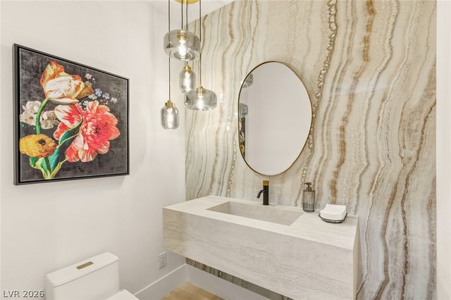 1833 Corta Bella Drive, Las Vegas, NV 89134