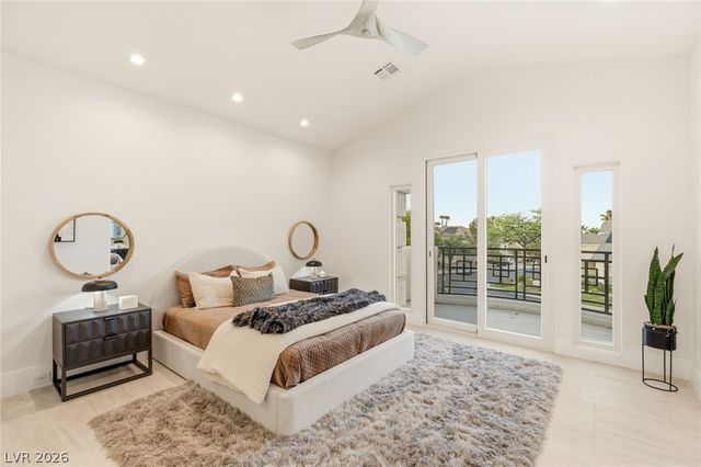 1833 Corta Bella Drive, Las Vegas, NV 89134
