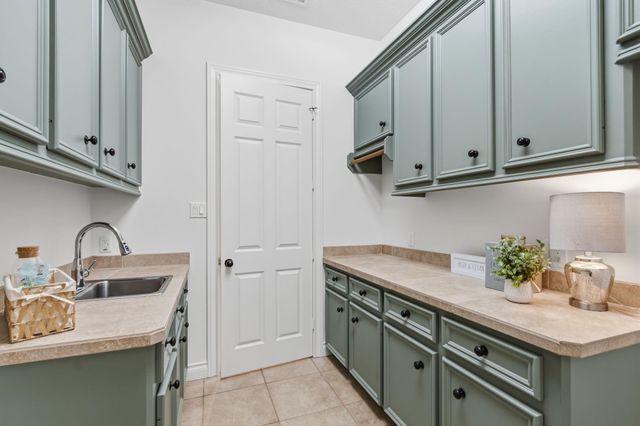 10 Lake Sterling Gate Drive, Spring, TX 77379