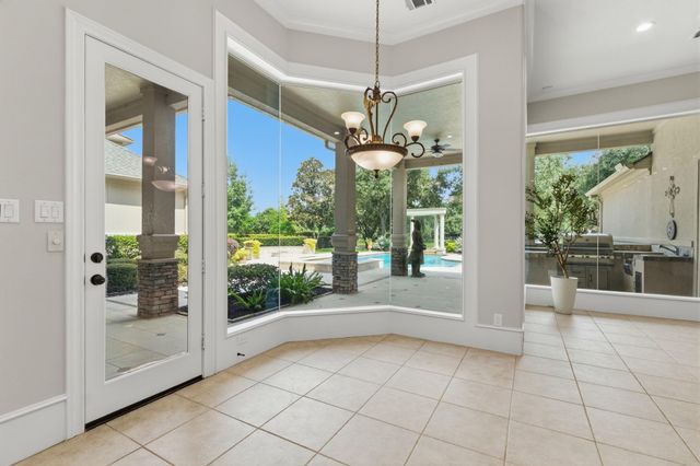 10 Lake Sterling Gate Drive, Spring, TX 77379