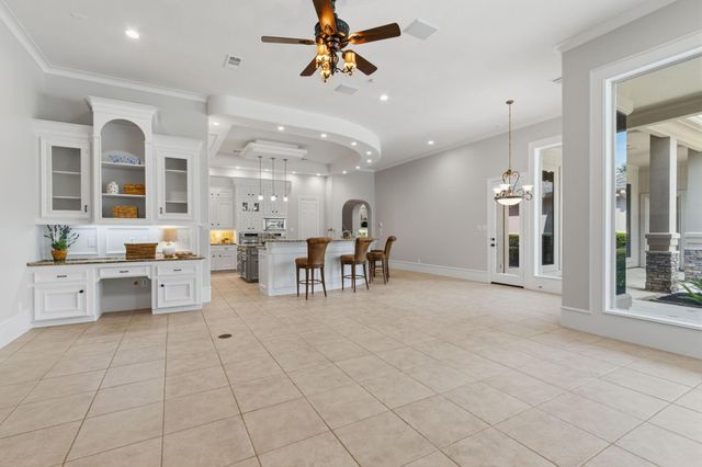 10 Lake Sterling Gate Drive, Spring, TX 77379