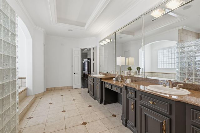 10 Lake Sterling Gate Drive, Spring, TX 77379