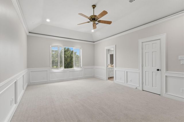 10 Lake Sterling Gate Drive, Spring, TX 77379