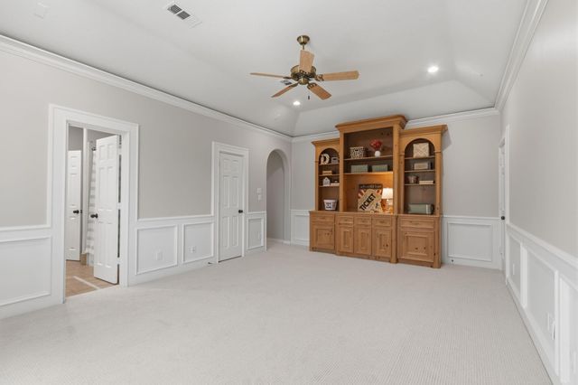10 Lake Sterling Gate Drive, Spring, TX 77379