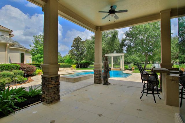 10 Lake Sterling Gate Drive, Spring, TX 77379