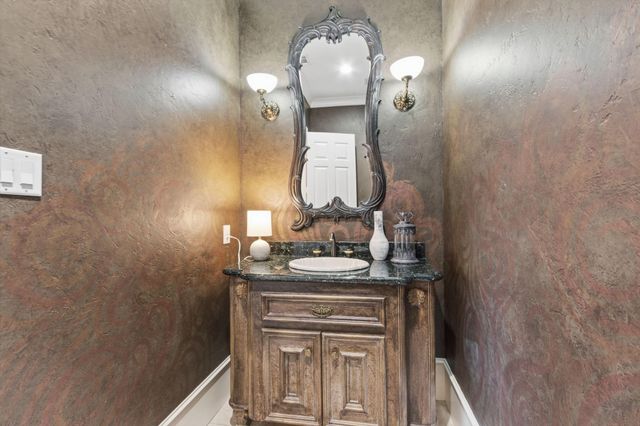 10 Lake Sterling Gate Drive, Spring, TX 77379