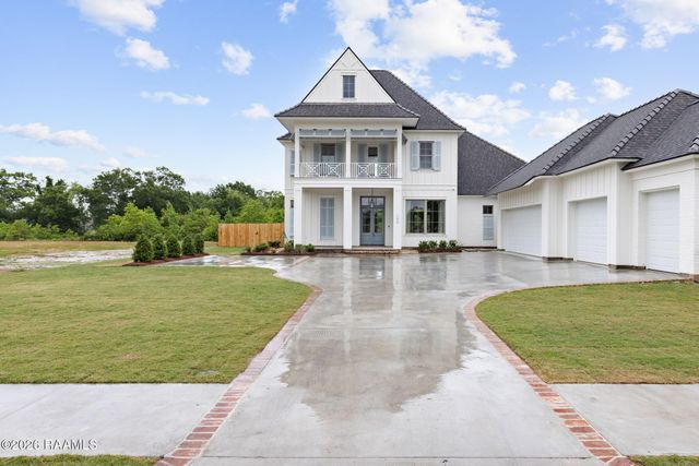 103 Castle Vine Way, Lafayette, LA 70508