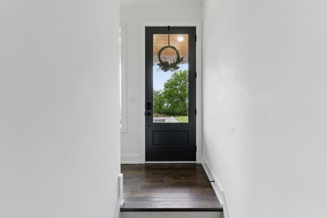 2002 Manchester Ave, Nashville, TN 37218