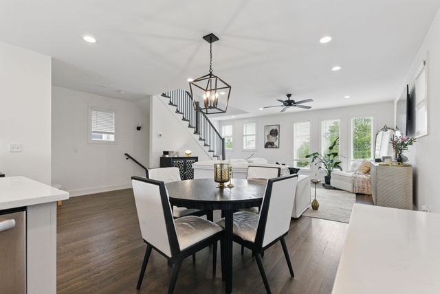 2002 Manchester Ave, Nashville, TN 37218
