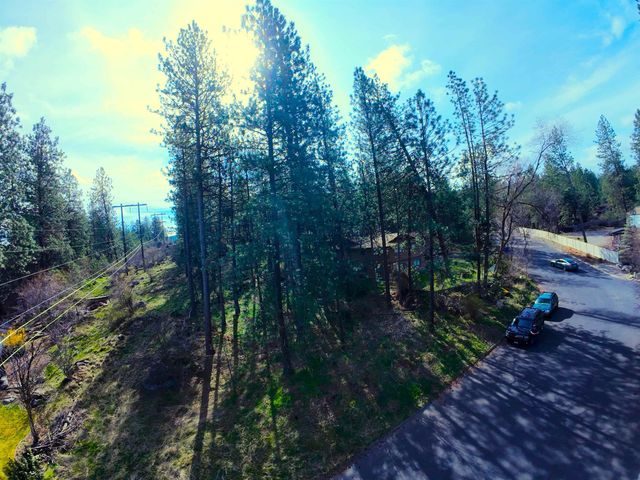 1815 S Eastern Road Rd, Spokane Valley, WA 99212